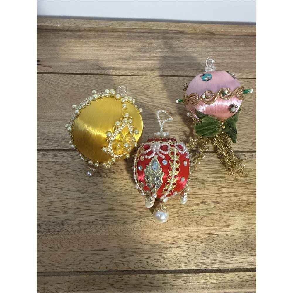 Vtg Push Pin Beaded Sequins Christmas Ornaments Satin Ball Lot Of 3 MCM